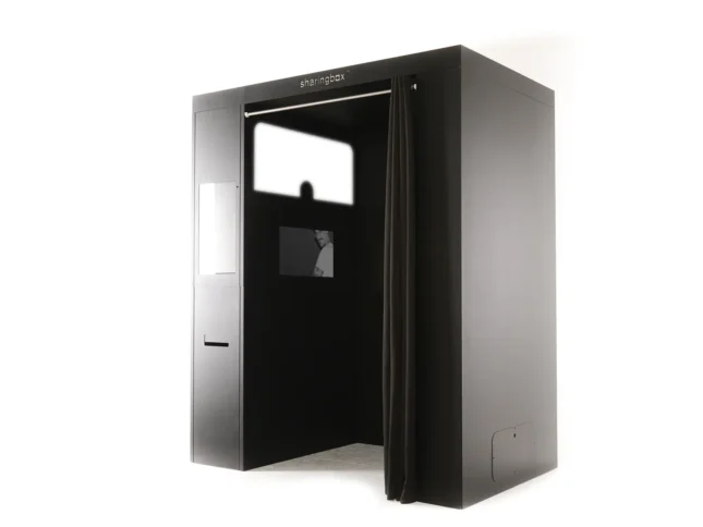 sharingbox Cabin enclosed photo booth